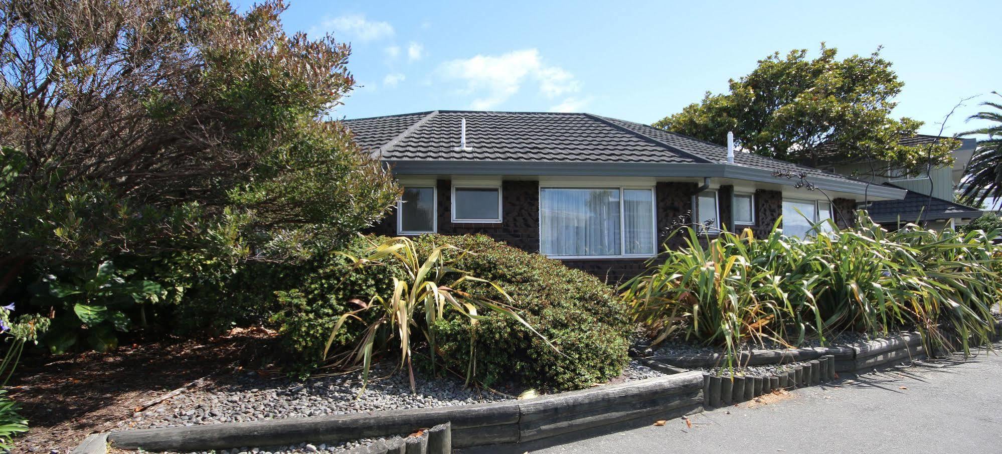 Midway Pacifica Lodge Lower Hutt Eksteriør bilde
