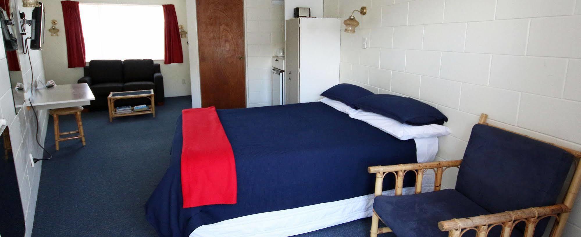 Midway Pacifica Lodge Lower Hutt Eksteriør bilde